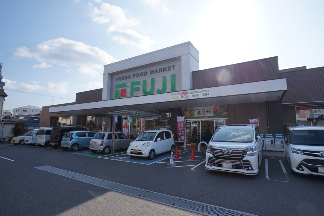 FUJI 立花店