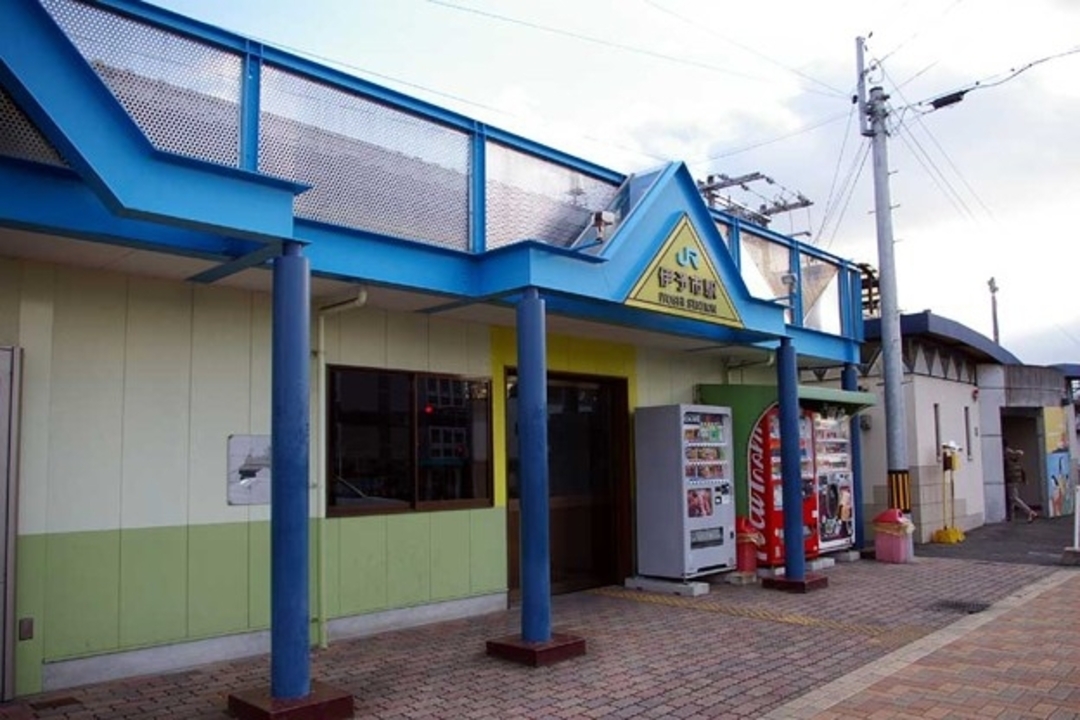 JR四国 予讃線 伊予市駅