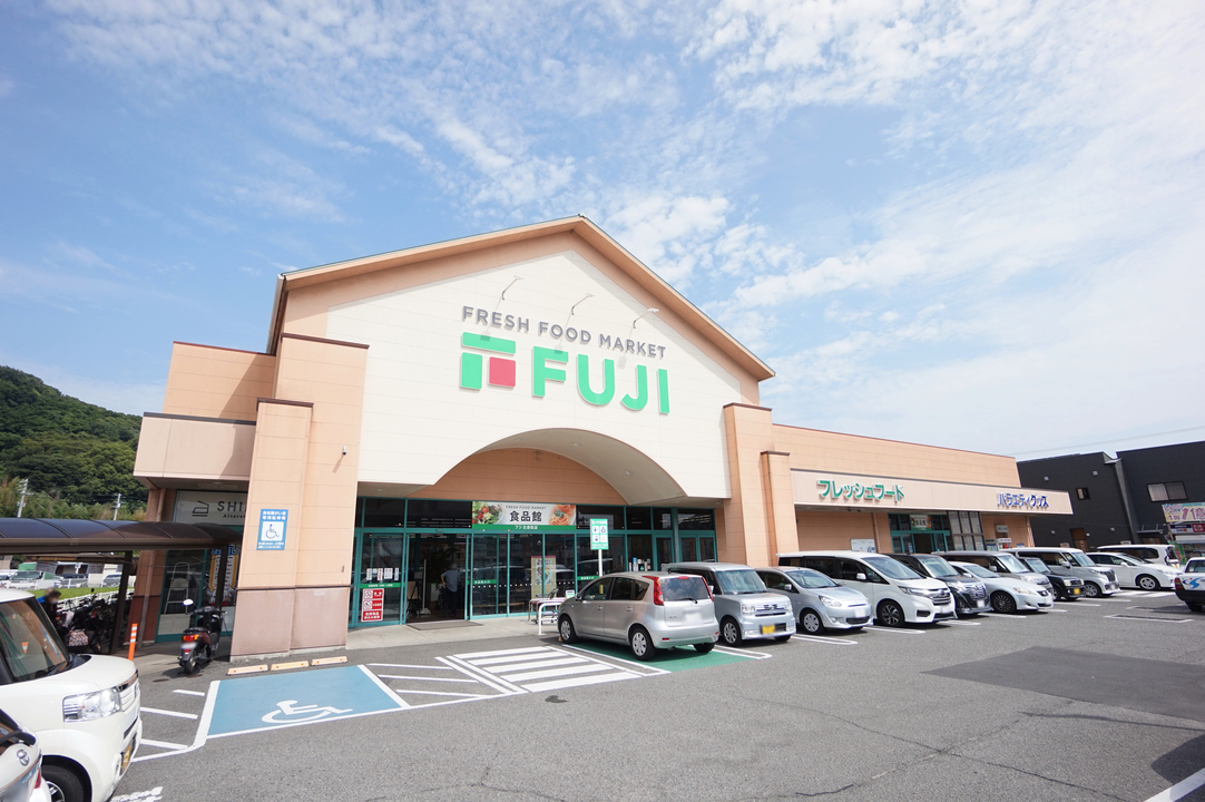 FUJI 北斎院店