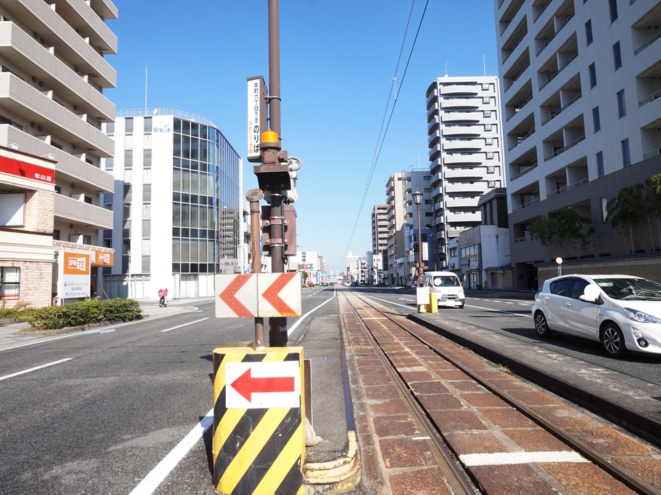 本町三丁目駅