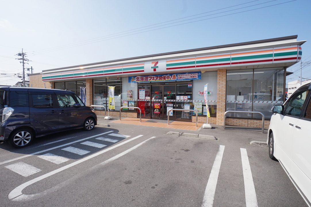 セブンイレブン 椿参道店