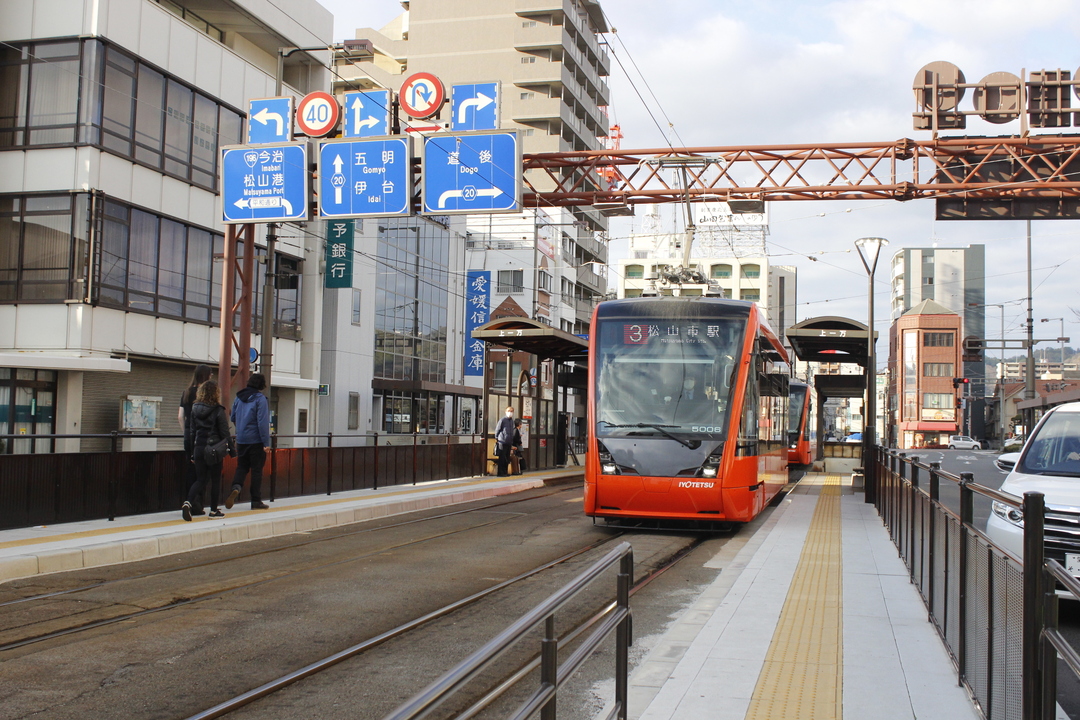 上一万駅