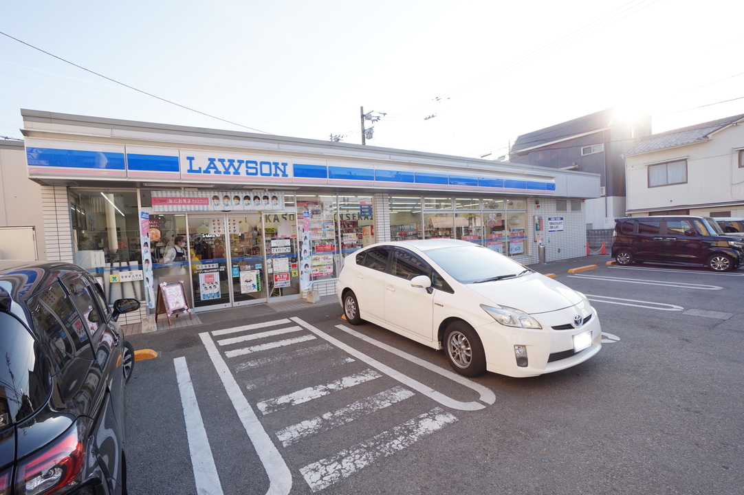 ローソン松山中村四丁目店