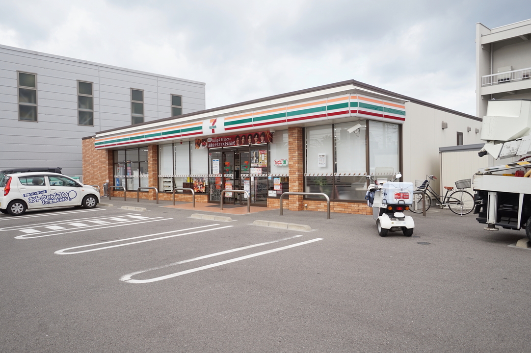 セブン-イレブン 松山須賀町店