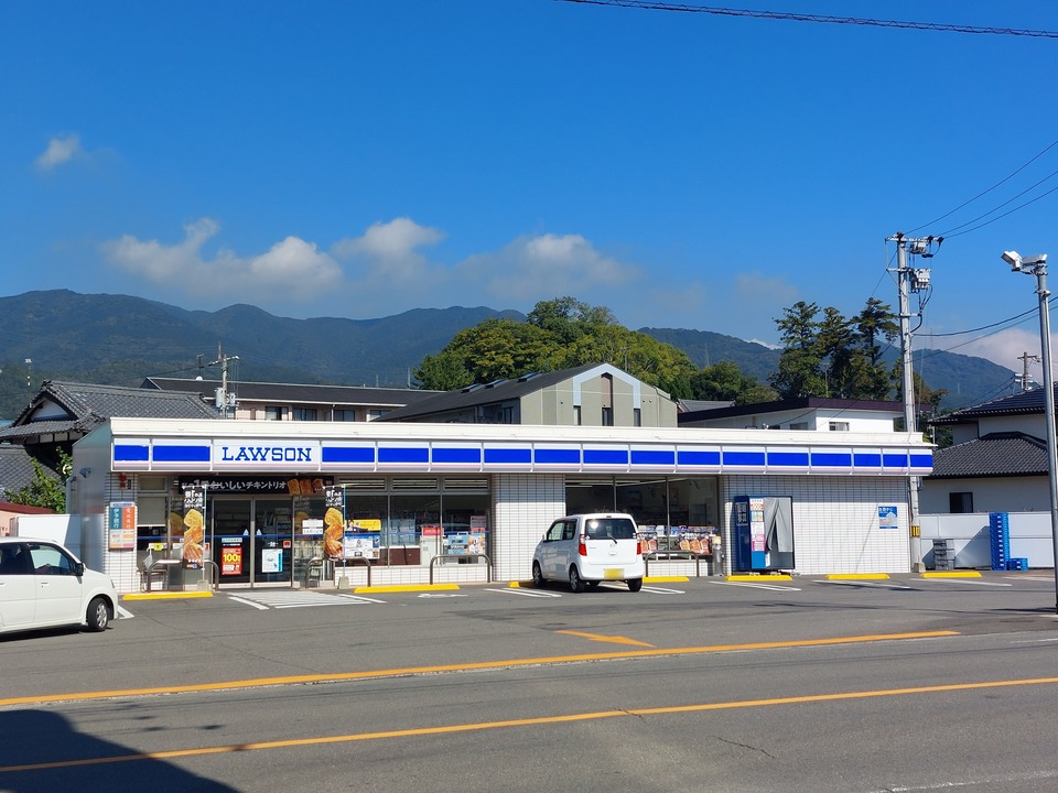 ローソン 東温南方店