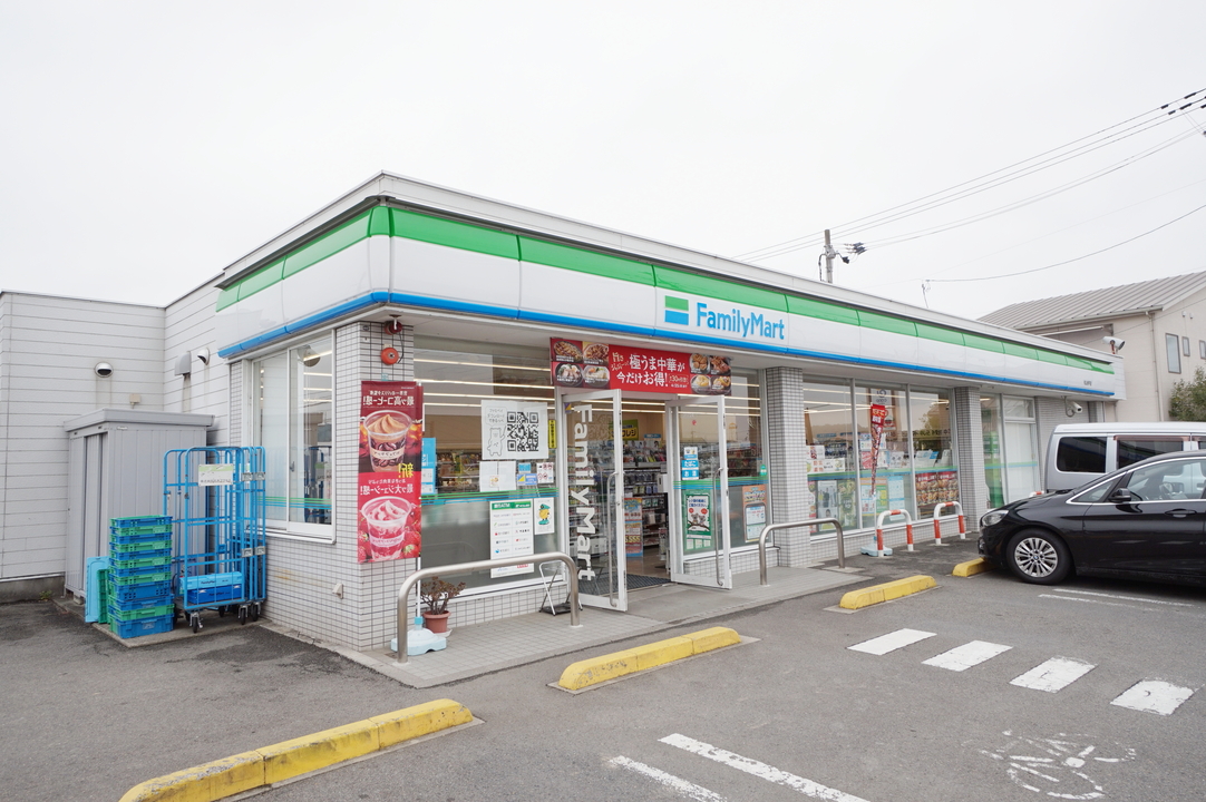 ファミリーマート松山余戸店