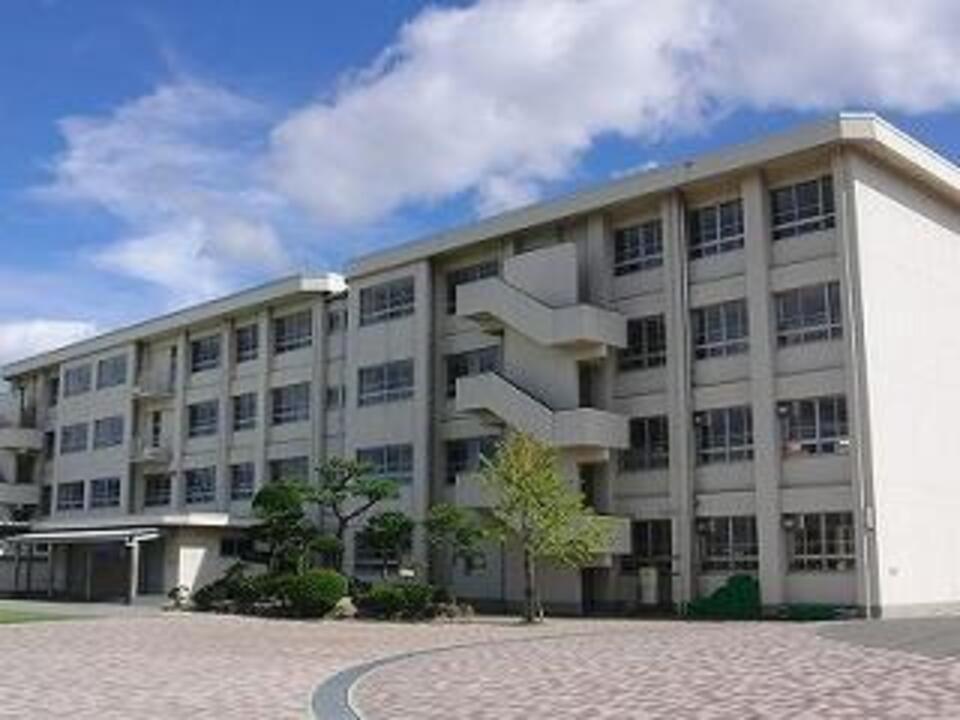 松山市立和気小学校