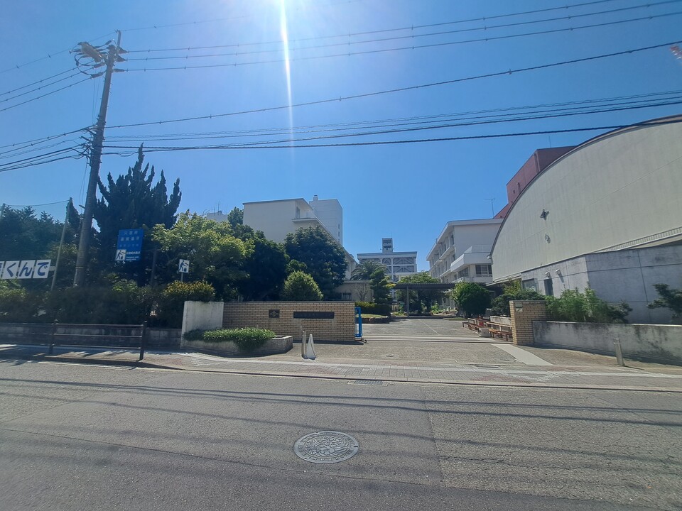 松山市立番町小学校