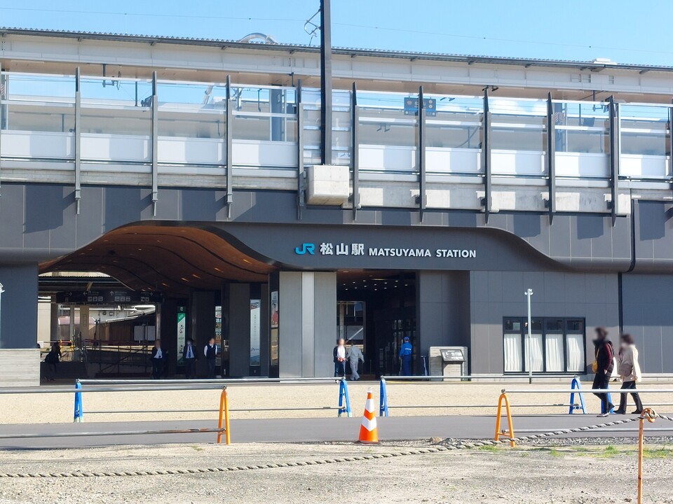 JR四国 予讃線 松山駅
