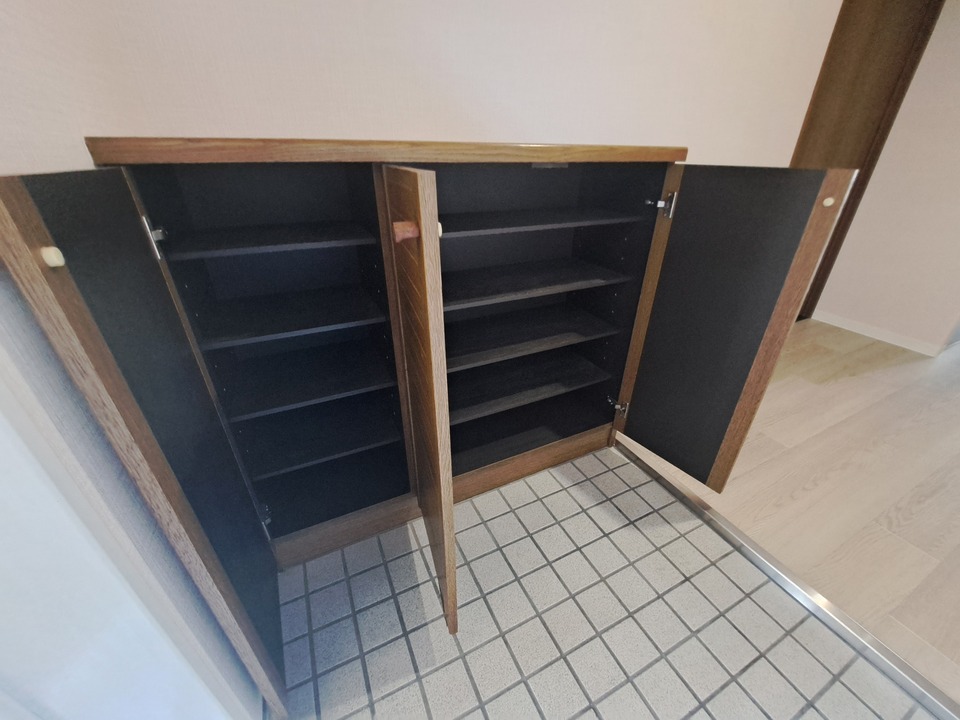 シューズボックス