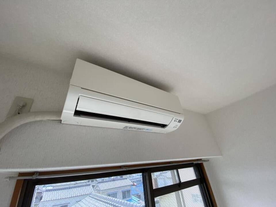 エアコン