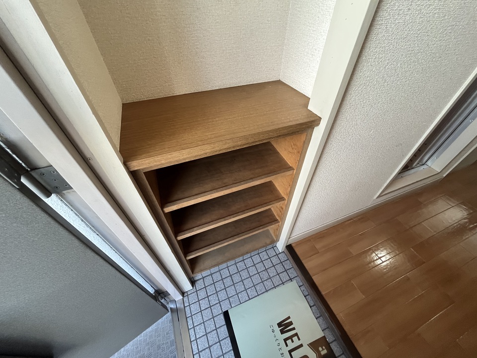 シューズボックス