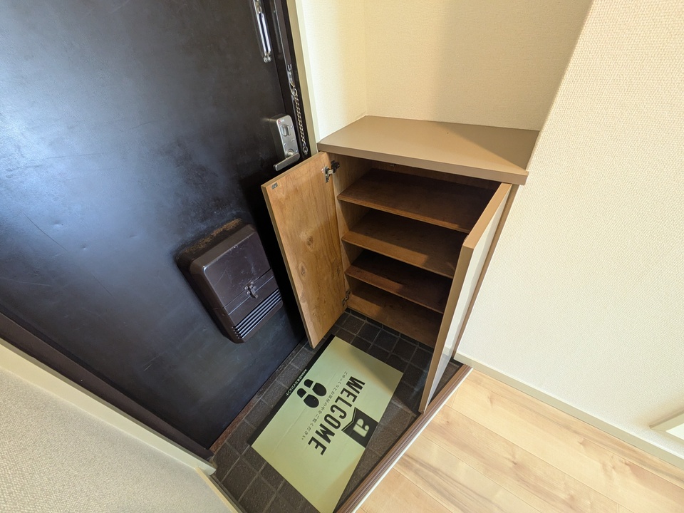 シューズボックス