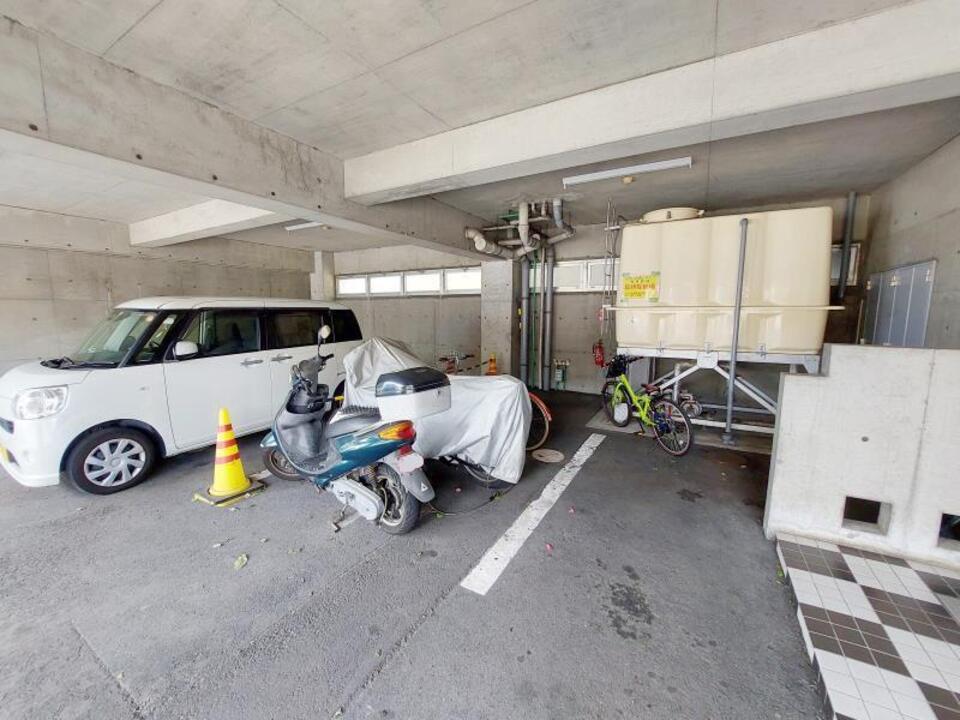 駐輪場