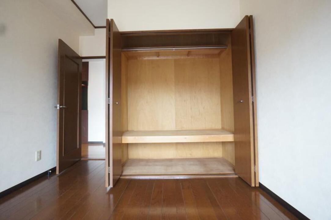 クローゼット