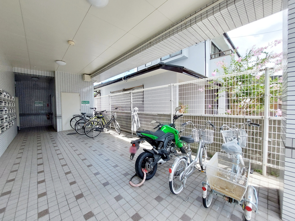 駐輪場