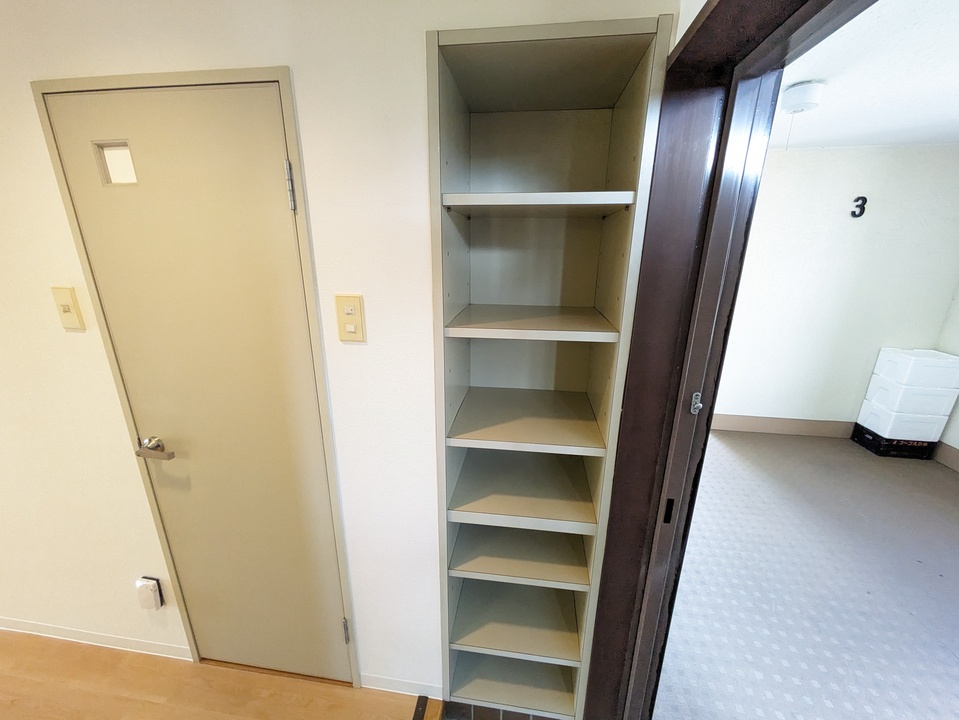 シューズボックス