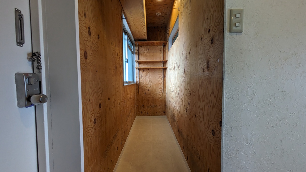 サービスルーム