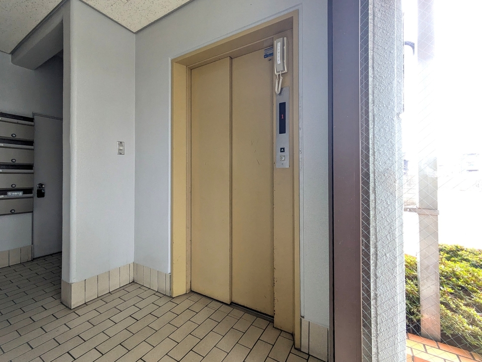 エレベーター
