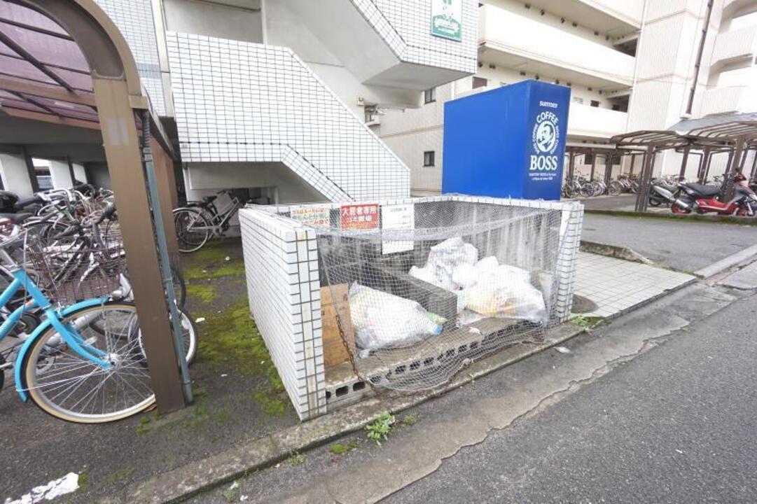 ゴミステーション