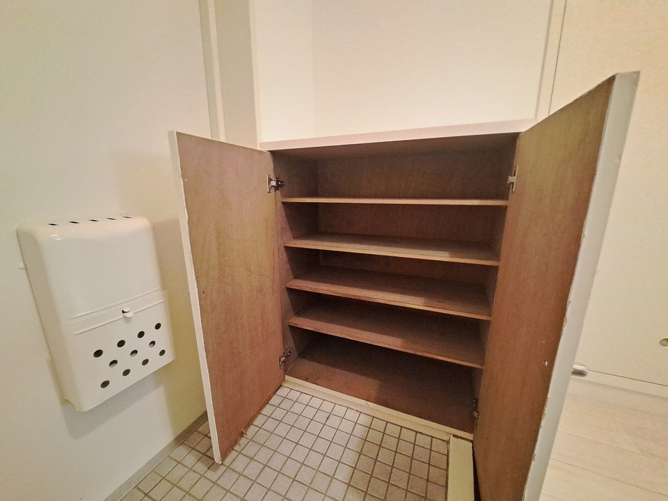 シューズボックス