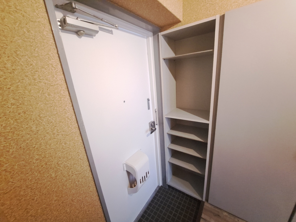 シューズボックス