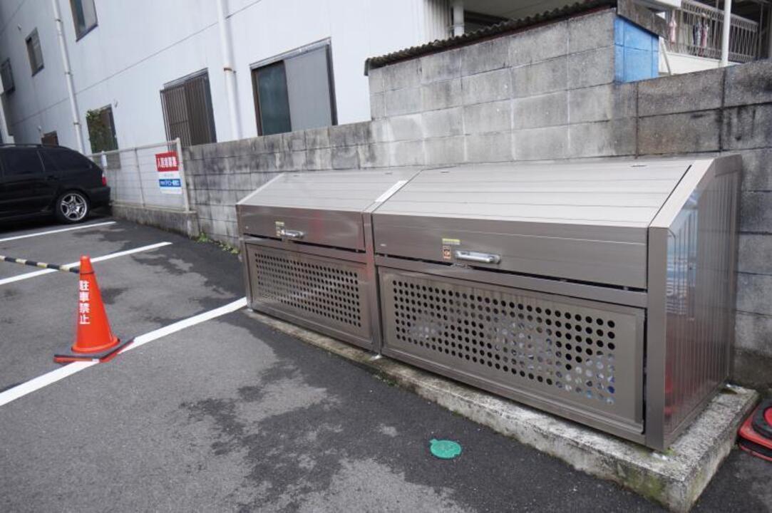 ゴミステーション