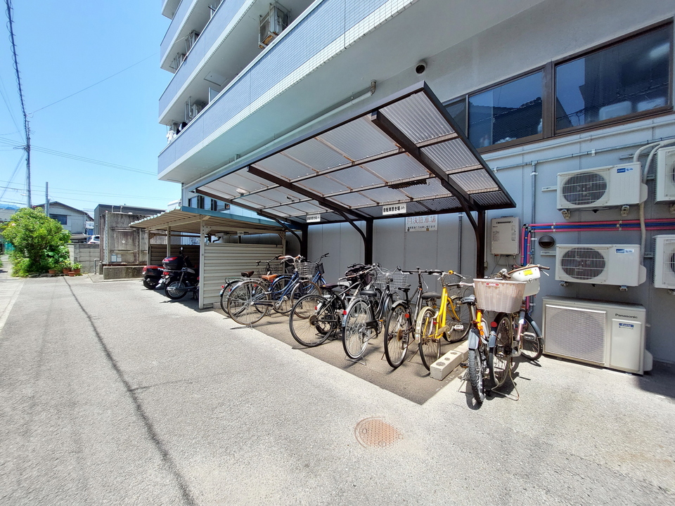 駐輪場