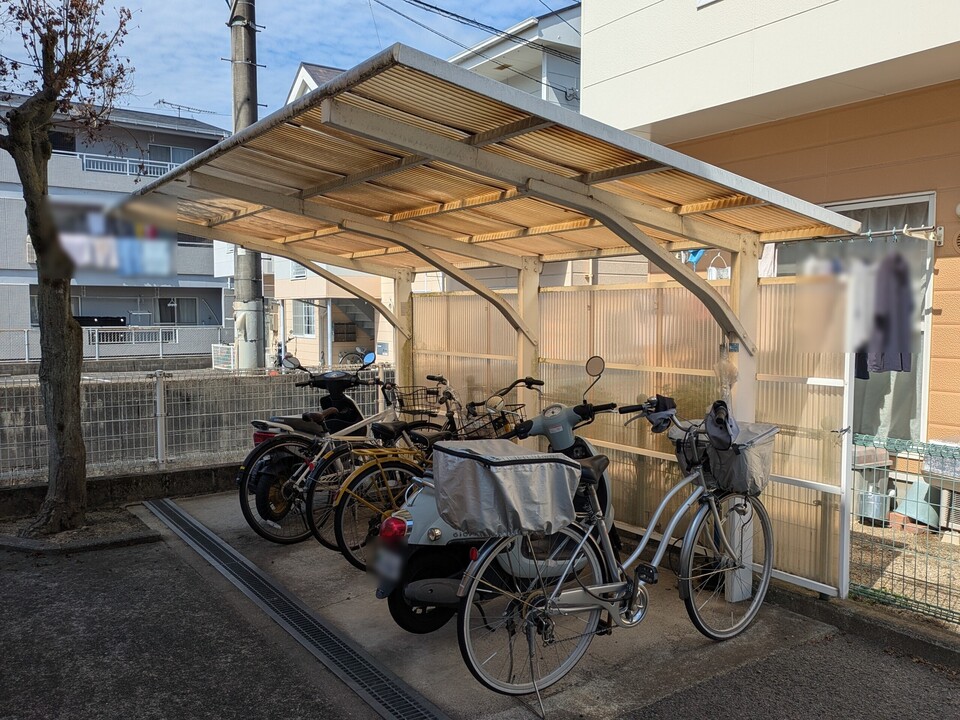 駐輪場