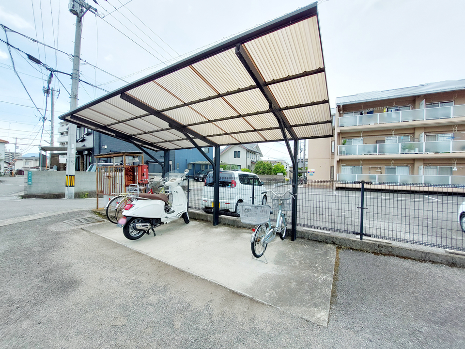 駐輪場