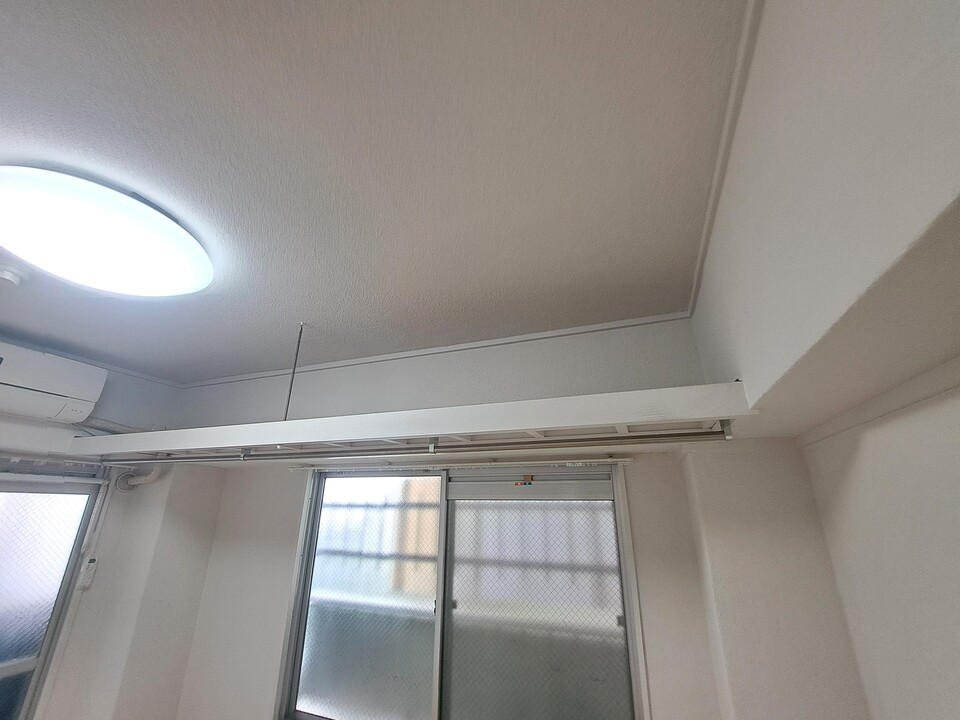 ハンガーポール