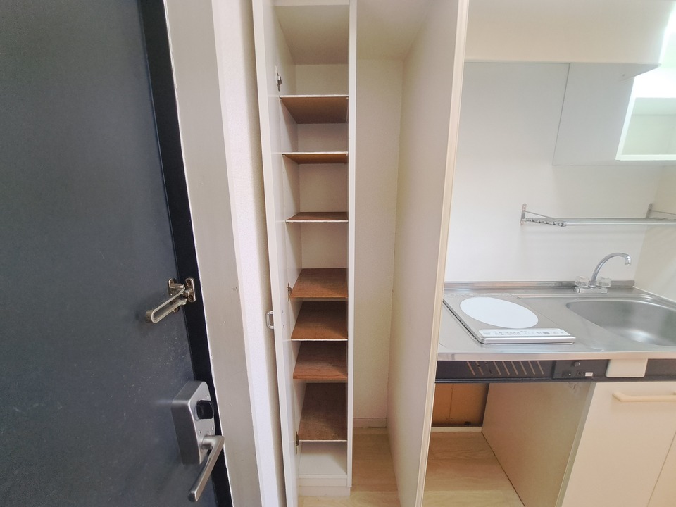 シューズボックス