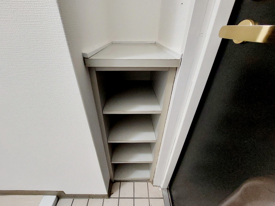 シューズボックス