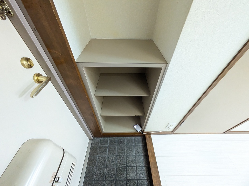 シューズボックス