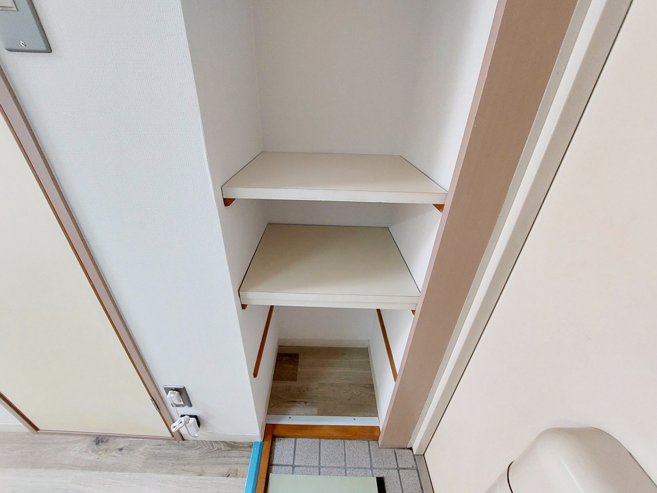 シューズボックス