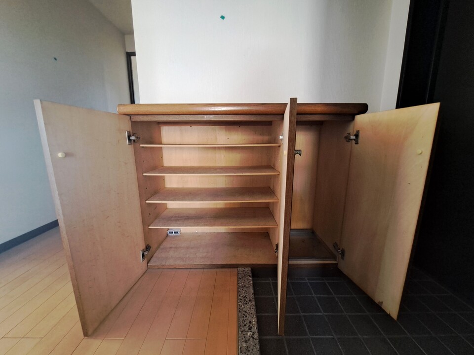 シューズボックス