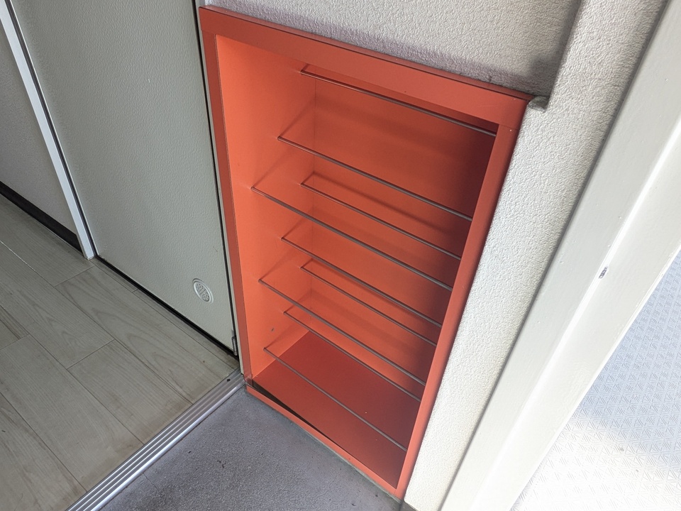 シューズボックス