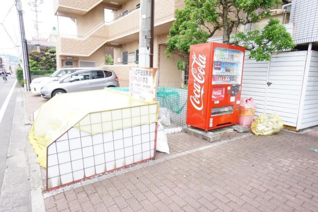 ゴミステーション