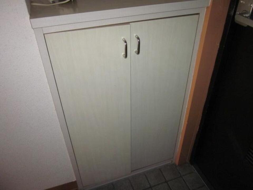 シューズボックス
