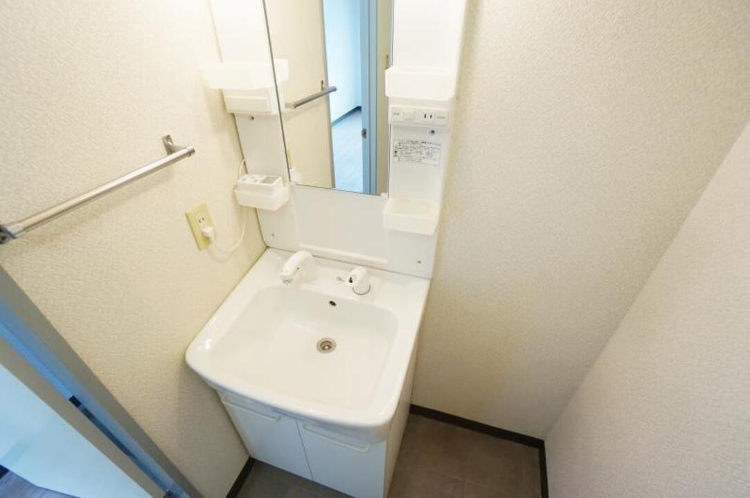 シャンプードレッサー