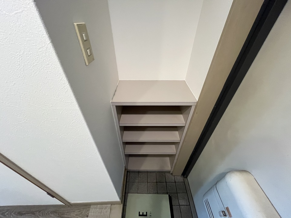 シューズボックス