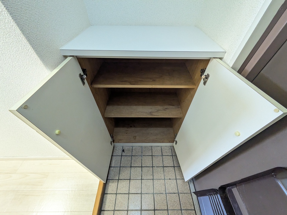 シューズボックス