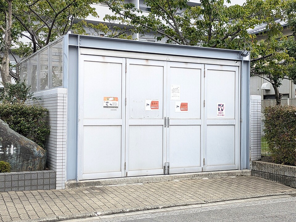 ゴミステーション