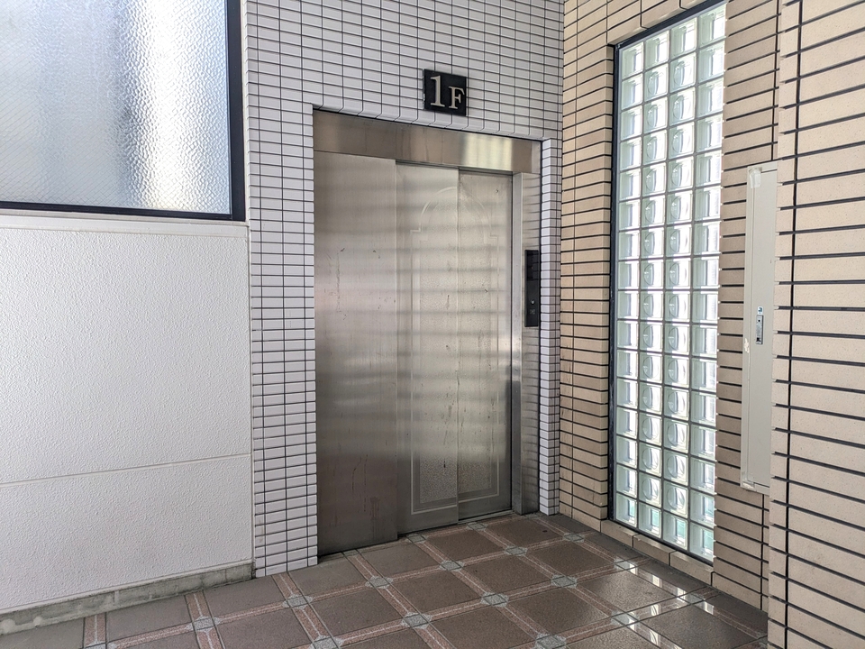 エレベーター