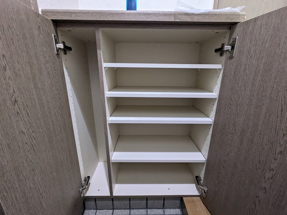 シューズボックス