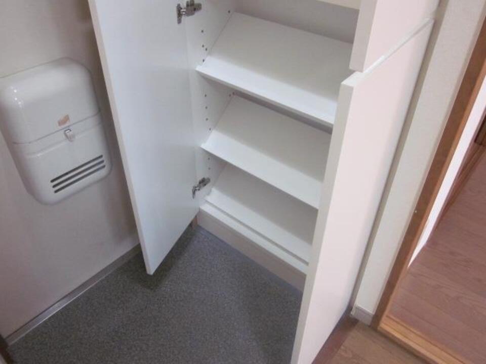 シューズボックス