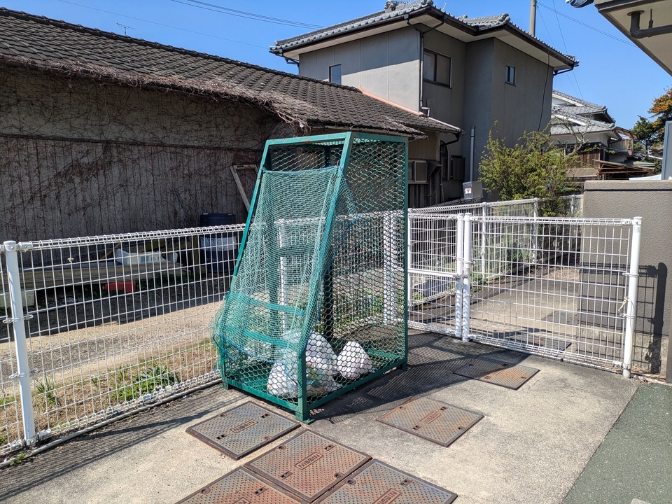 ゴミステーション