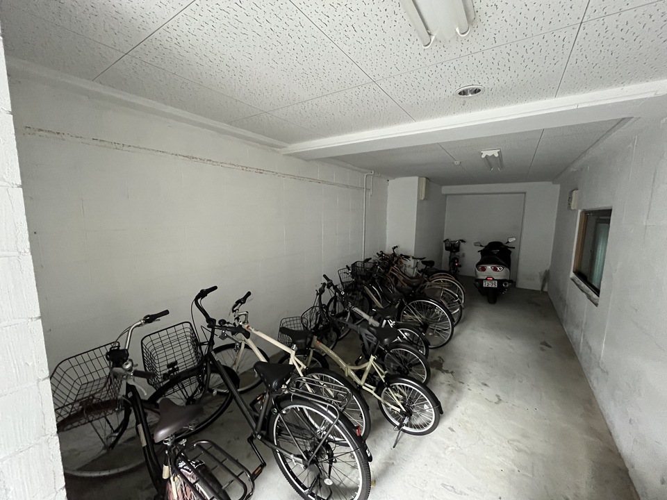 駐輪場