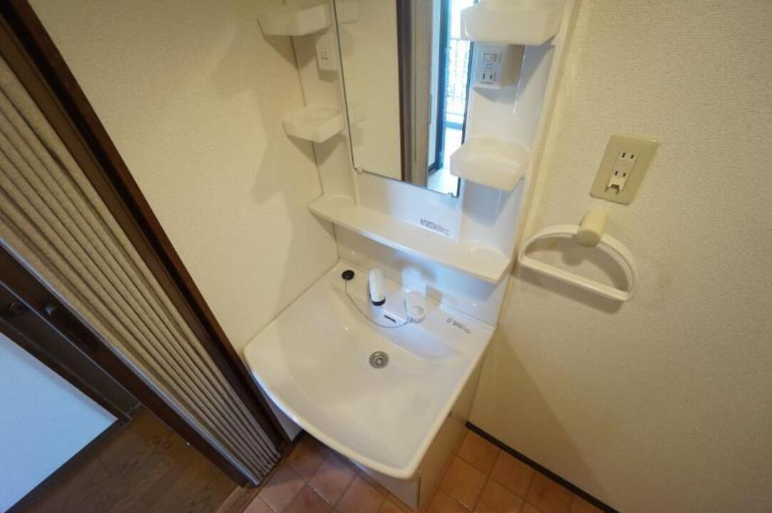 シャンプードレッサー