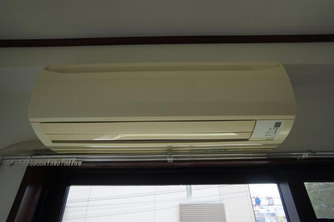 エアコン